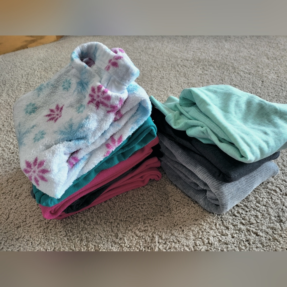 Bundle of 10 Girls Fleece Pants and Tops Converse Jumping Beans Size 6 & 6X